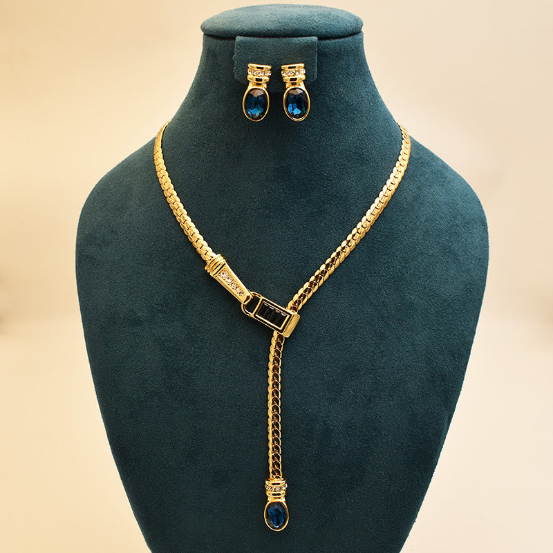 Medieval Vintage simple snake bone Y-shaped glass necklace vintage copper plated clavicle chain t sapphire necklace ladies necklace